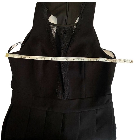 BCBGeneration Dress Size 4 Women's Black Lace Inset Deep V Neck A Line Mini - Picture 7 of 10